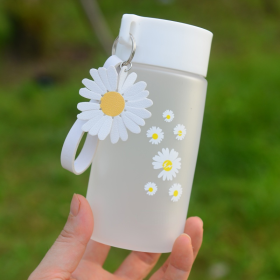 Daisy Plastic Outdoor Anti Drop Water Cup (Option: Six Flowers-Frosting)