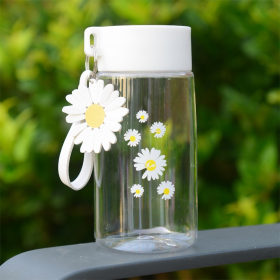 Daisy Plastic Outdoor Anti Drop Water Cup (Option: Six Flowers-Transparent)